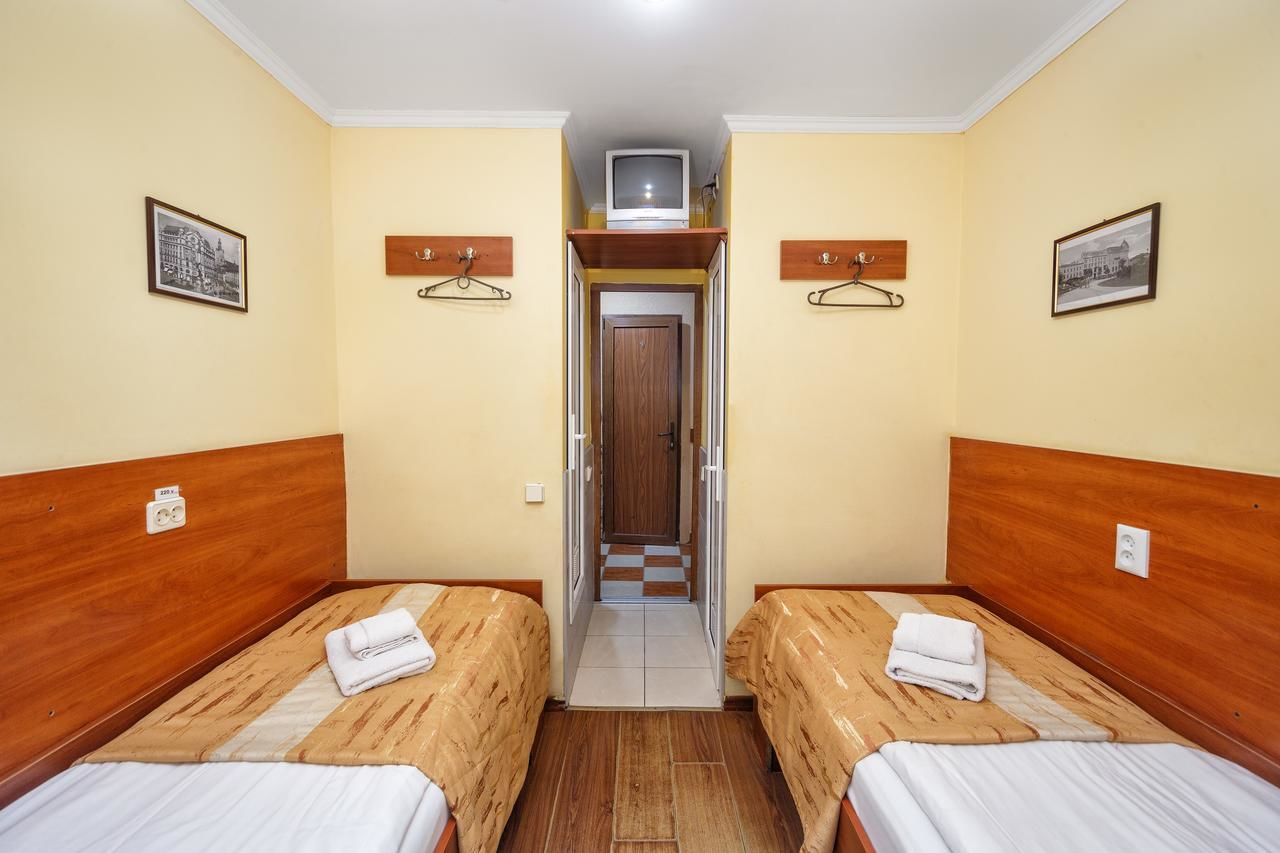 Отель Hotel Kaiser Econom Львов-30