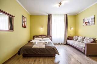 Отель Hotel Kaiser Econom Львов Полулюкс-3